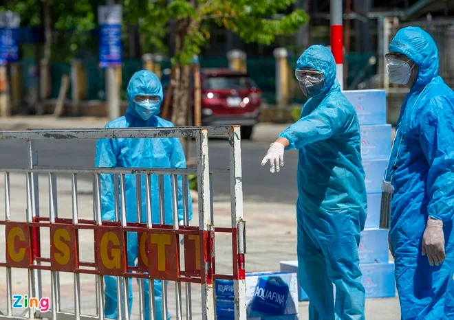 Một người tham gia chống dịch bị nhiễm SARS-CoV-2 Một người tham gia chống dịch bị nhiễm SARS-CoV-2