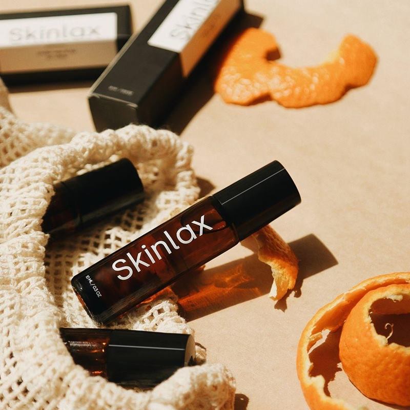 Skinlax Lăn mắt trị thâm 10g.