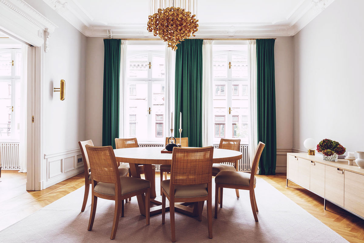 Décor: A Stunning 19th Century Swedish Apartment in Strandvägen, Stockholm