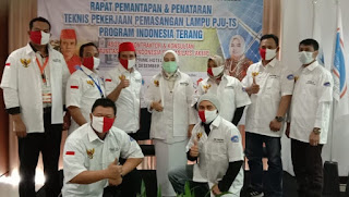 Hj Rizayati Berikan Motivasi ke Puluhan Kontraktor Program Indonesia Terang Desember 14, 2020