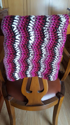 Crochet mini lap blanket
