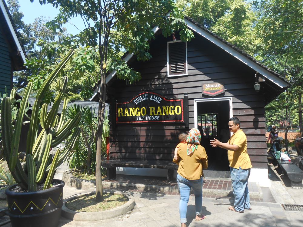 Menjelajahi 9 Sensasi Dunia Fantasi Ancol Jakarta Utara Meykke Santoso Education Traveling Lifestyle