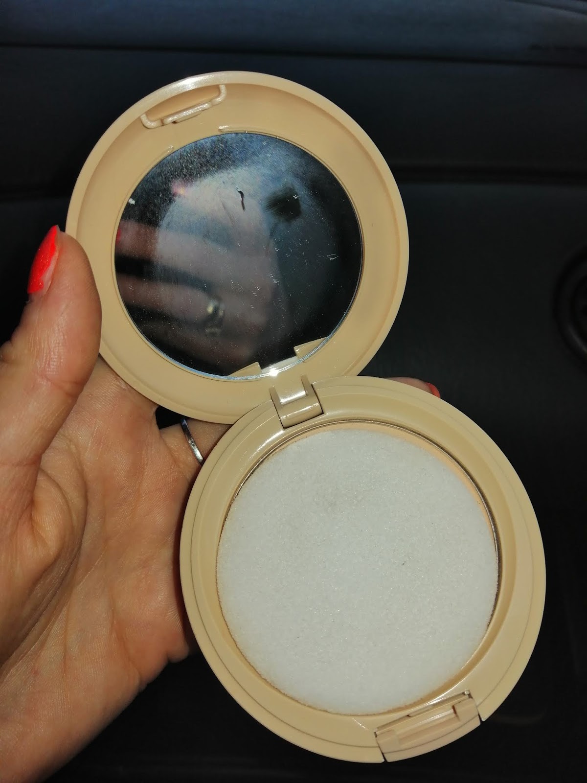 Evi i Paweł = Podróż / Testowanie / Komentowanie BELL Bell Puder matujący do twarzy 2 Skin