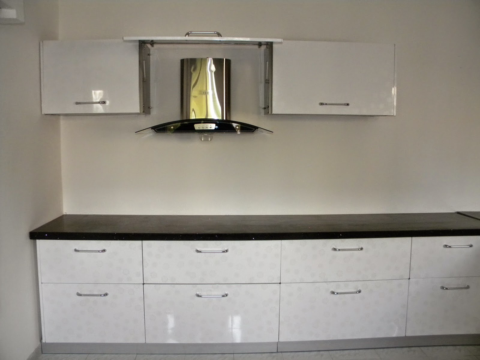 meuble de cuisine à vendre 3.500.000 f cfa  LOUMA SENEGAL, le grand