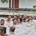 Serunya Anggota Korem Bhaskara Jaya Berebut Ikan Lele