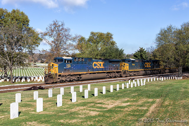 CSX 589 and CSX 7906 - Nashville National Cemetery - Nashville Terminal Subdivision.