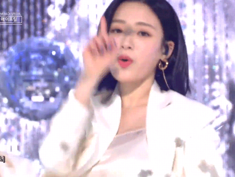 확신의 레전드착장이었던 이번주 인기가요 에이프릴 무대 | 인스티즈