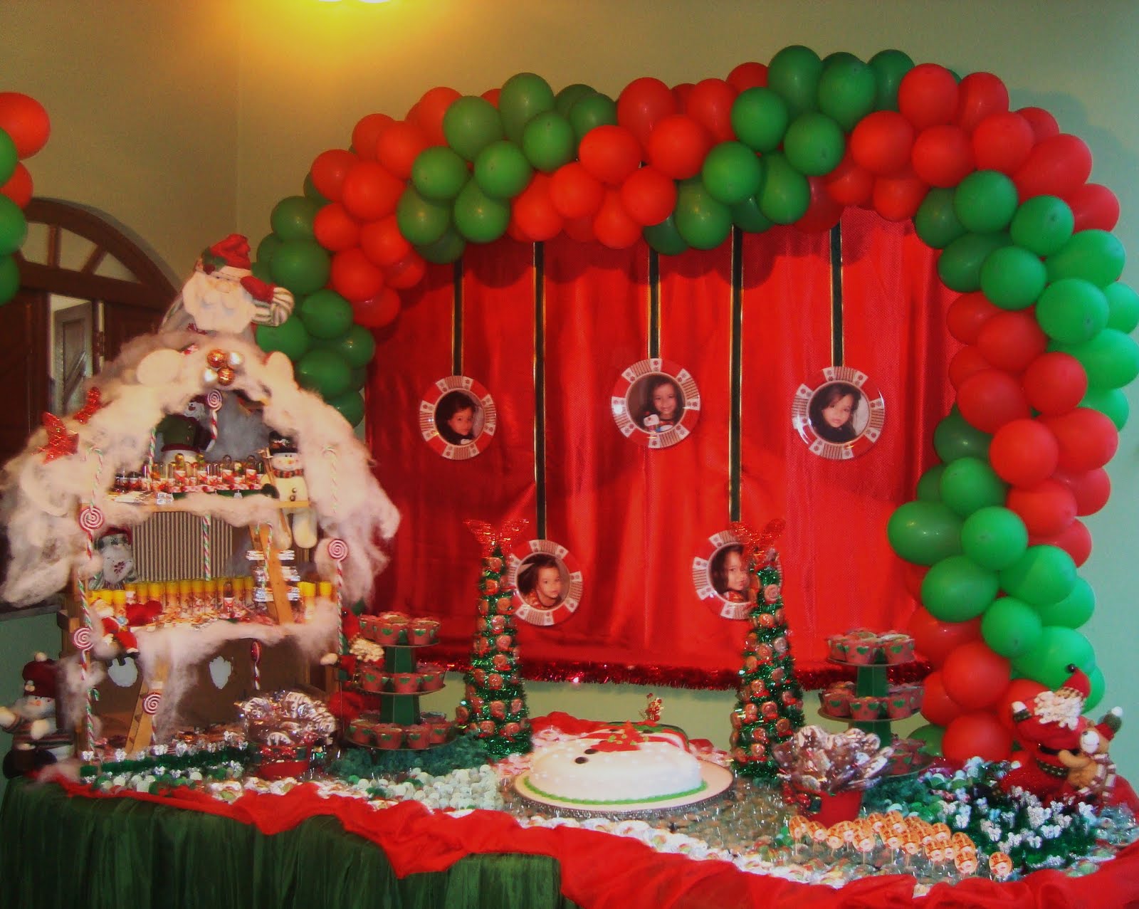 MIXDABAIANA Aniversário com tema de Natal Você já viu