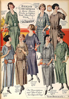 Snapped Garters: 1923 Fashions IN COLOUR!