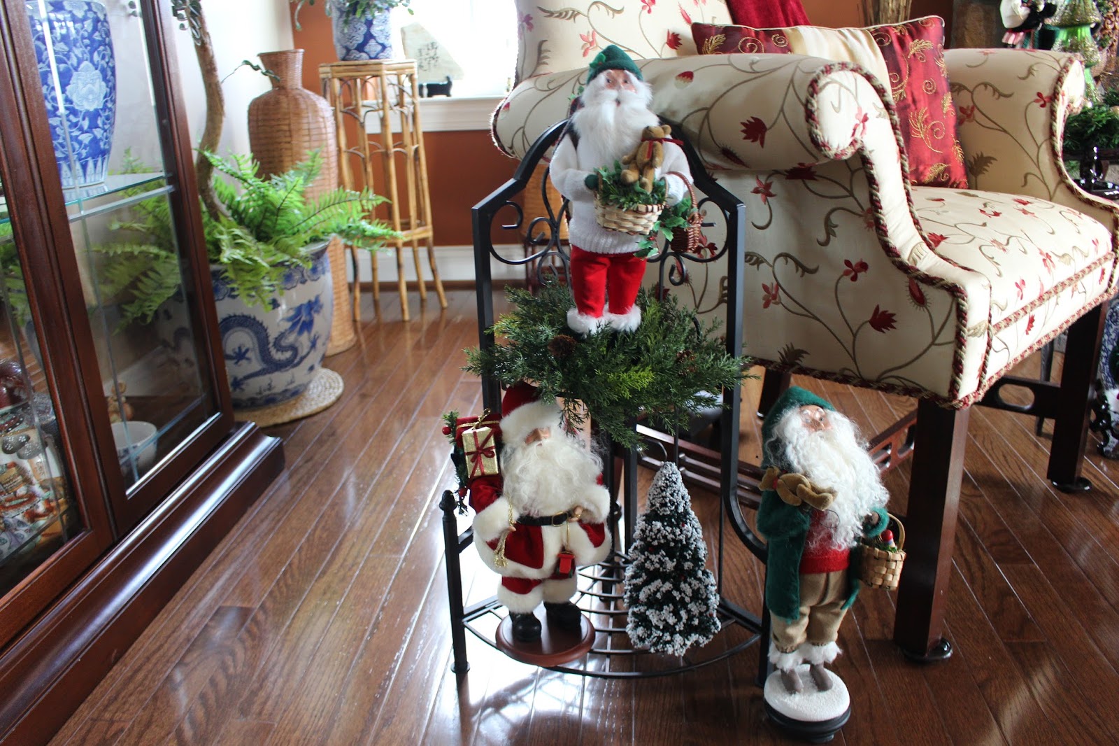 Designs By Pinky Christmas Living Room And Stairway