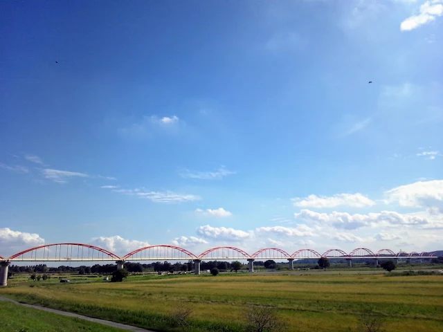 荒川自転車道　荒川水管橋