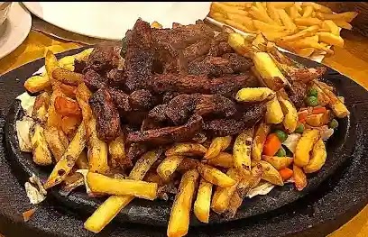 مطعم القيصر المدينة المنورة