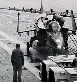 Подготовка к буксировке Як-38