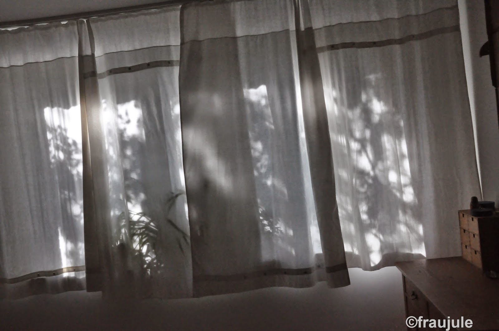 DIY- or die!: Neue Gardinen fürs Schlafzimmer