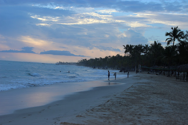 Robe naf naf blanche, punta cana bavaro