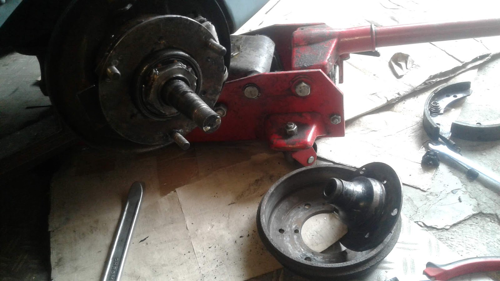 RustyDaytrips.nl Austin Seven Wonky Wheel Nut