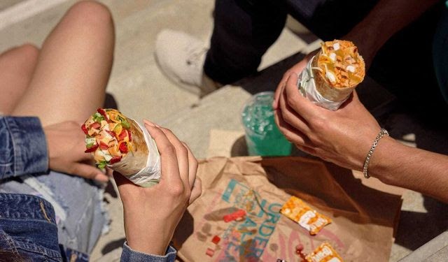Taco Bell Tests Two $2 Grilled Chicken Burritos in Oklahoma City | Brand Eating