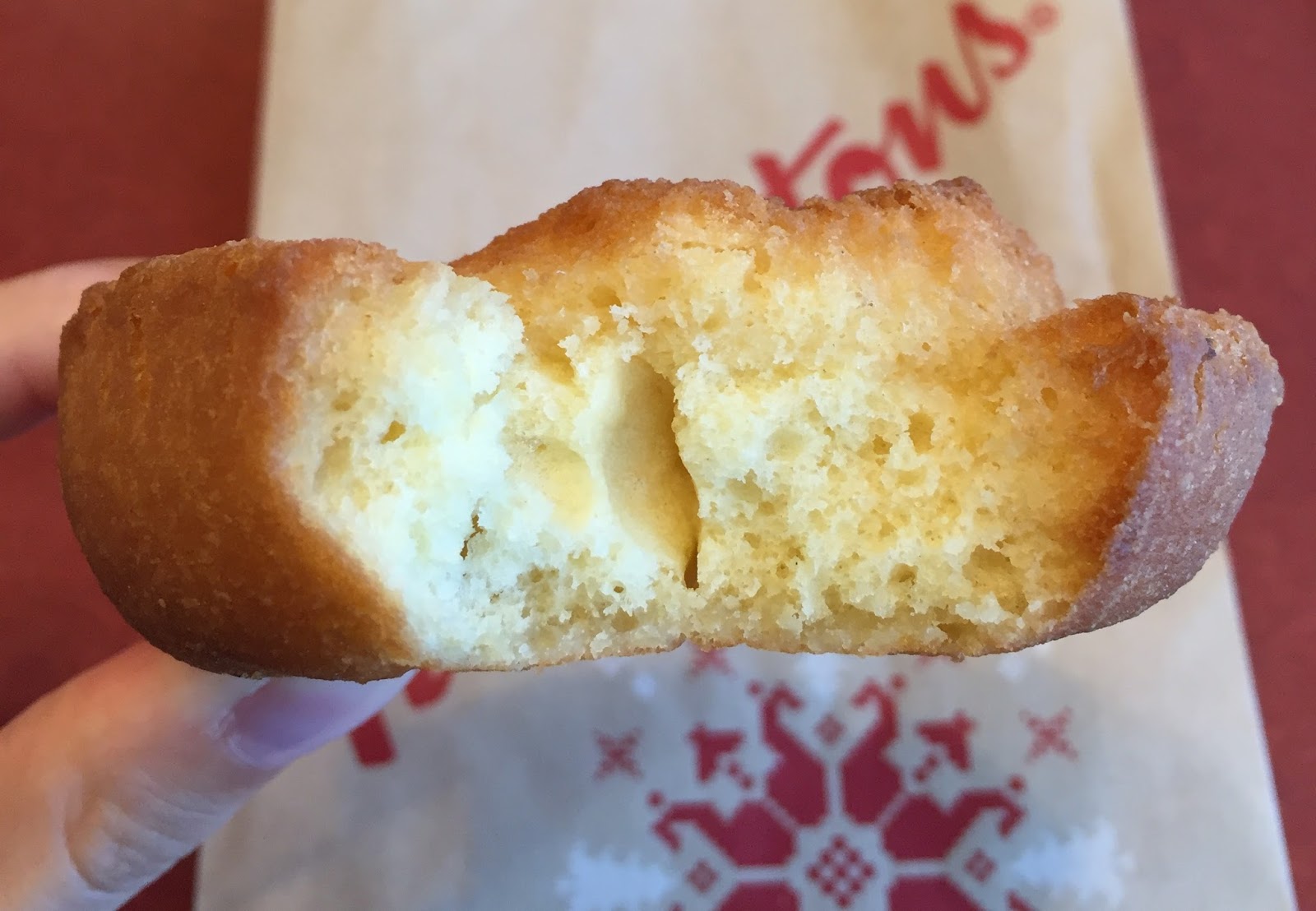 Crème Sure Donut From Tim Hortons / ティム・ホートンズのサワークリーム ドーナツ I'm Made