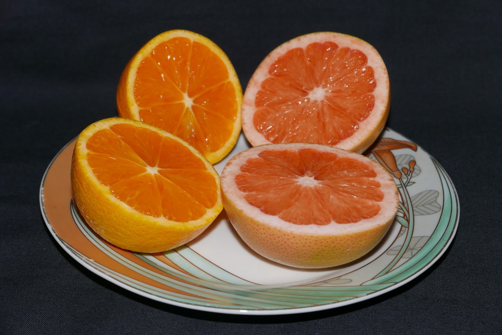 Грейпфрут сорта. Ruby Star грейпфрут. Смесь апельсина и грейпфрута. Грейпфрут Свити помело апельсин мандарин лимон. Смесь мандарина и грейпфрута.