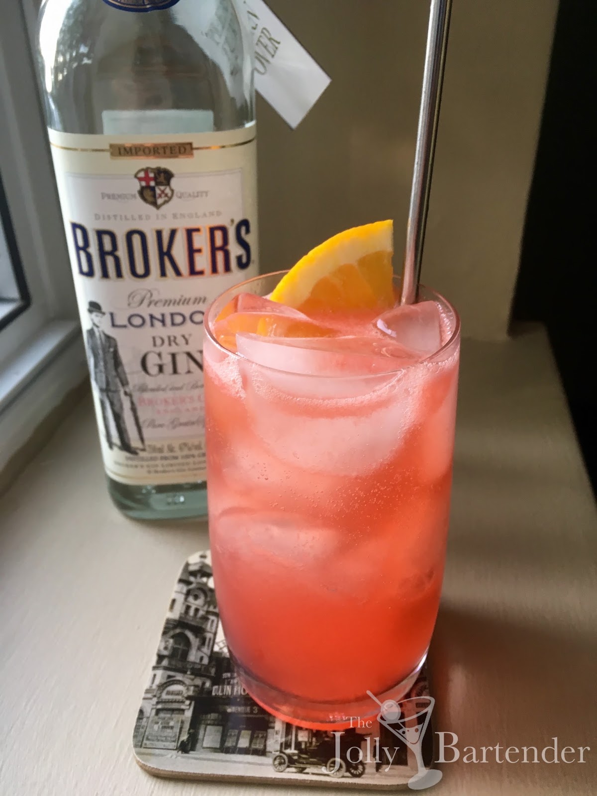 The Jolly Bartender Gin Daisy