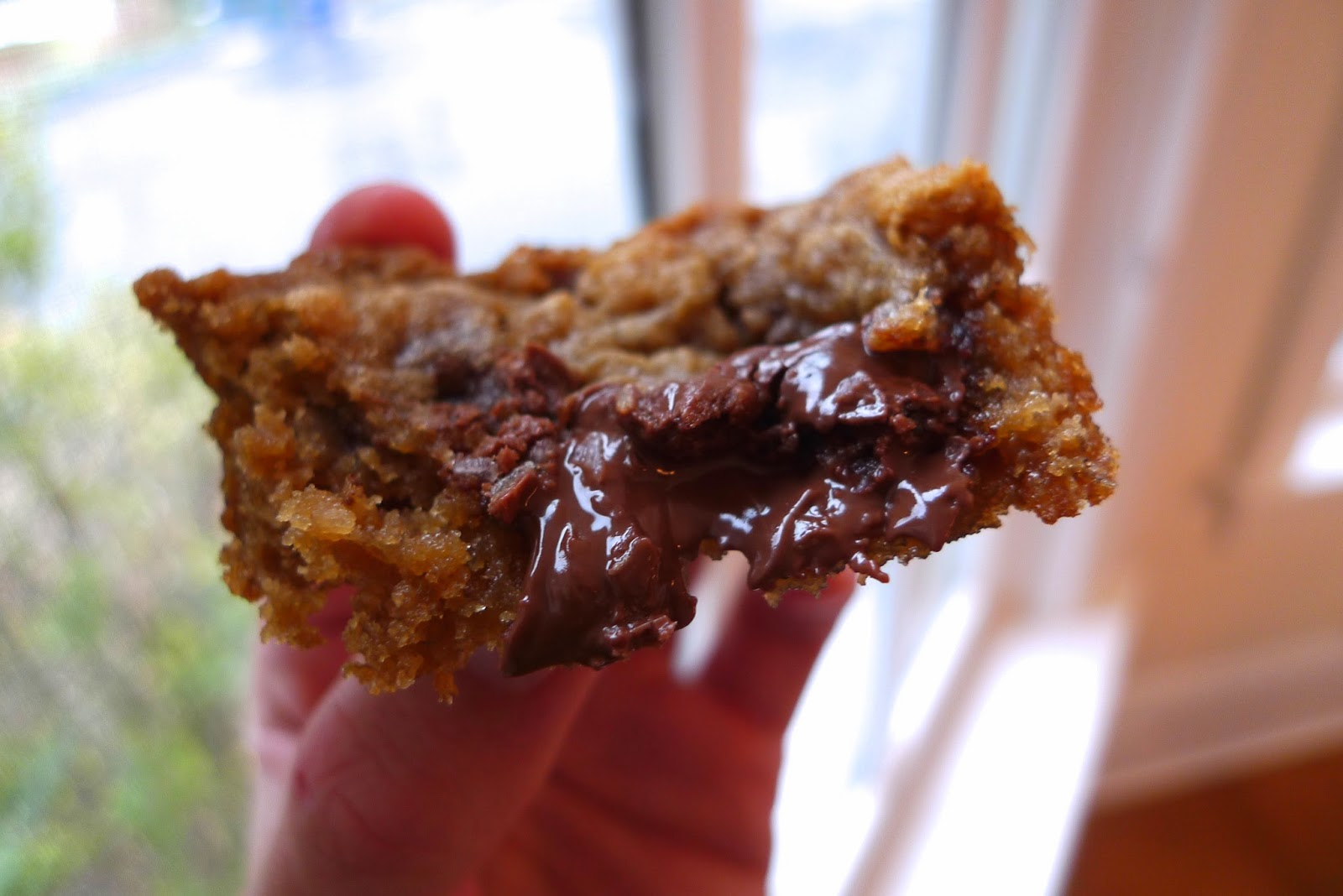 siriously delicious Brown Butter Banana Nutella Bars