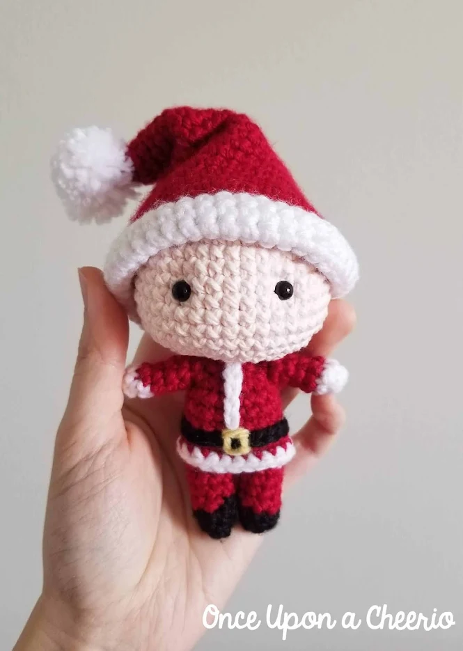 Santa Baby, Santa Claus, Santa Helper Free Amigurumi Crochet Pattern