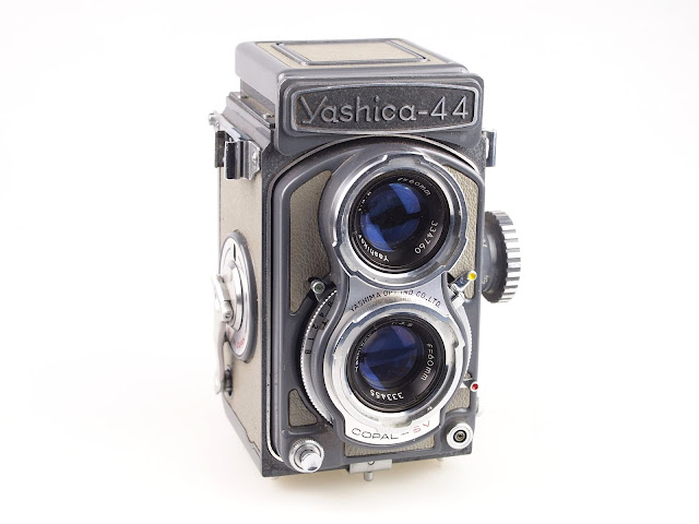 Yashica 44