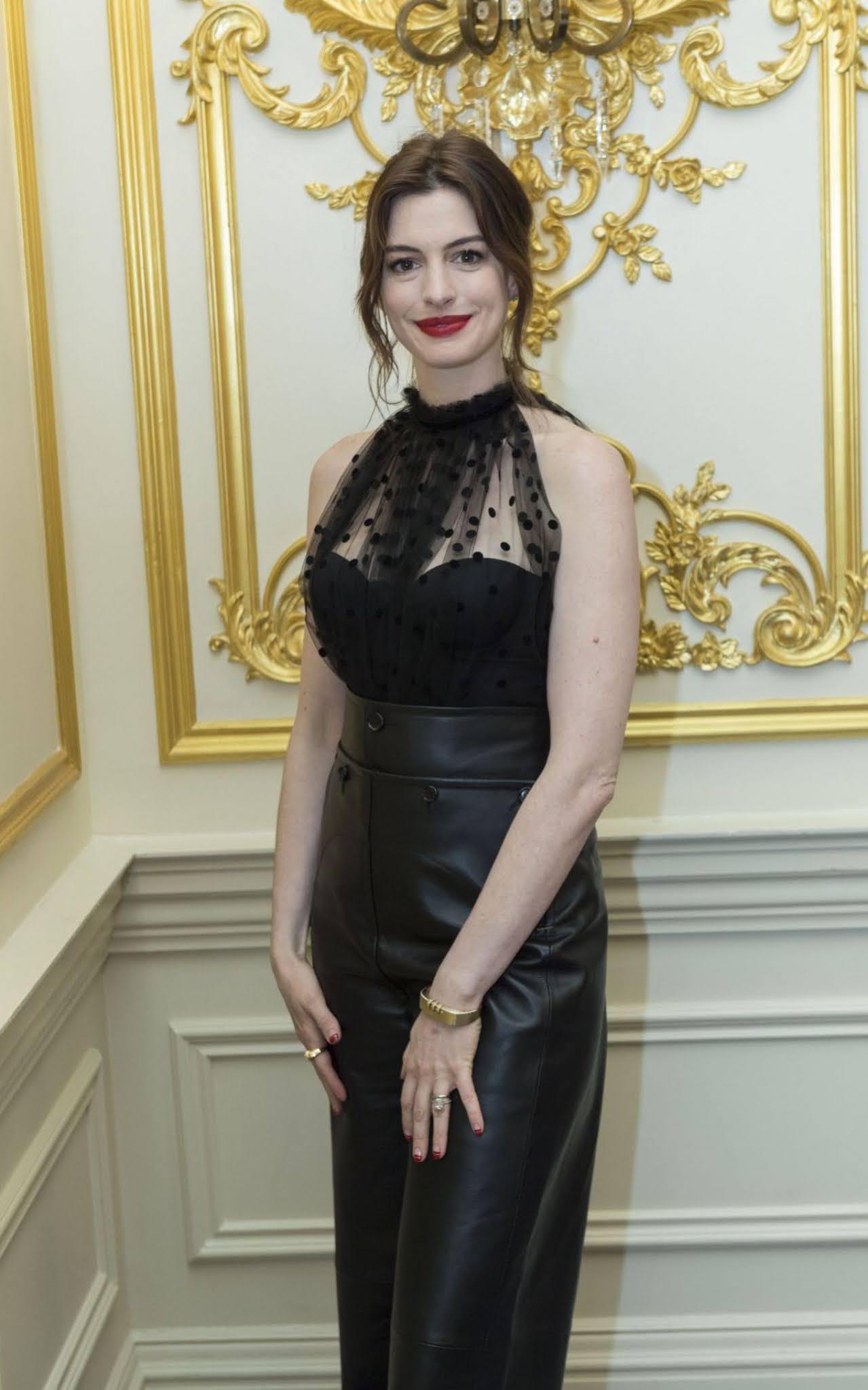 Anne Hathaway “The Hustle” Press Conference in NY RitzyStar Anne Hathaway “The Hustle” Press Conference in NY RitzyStar