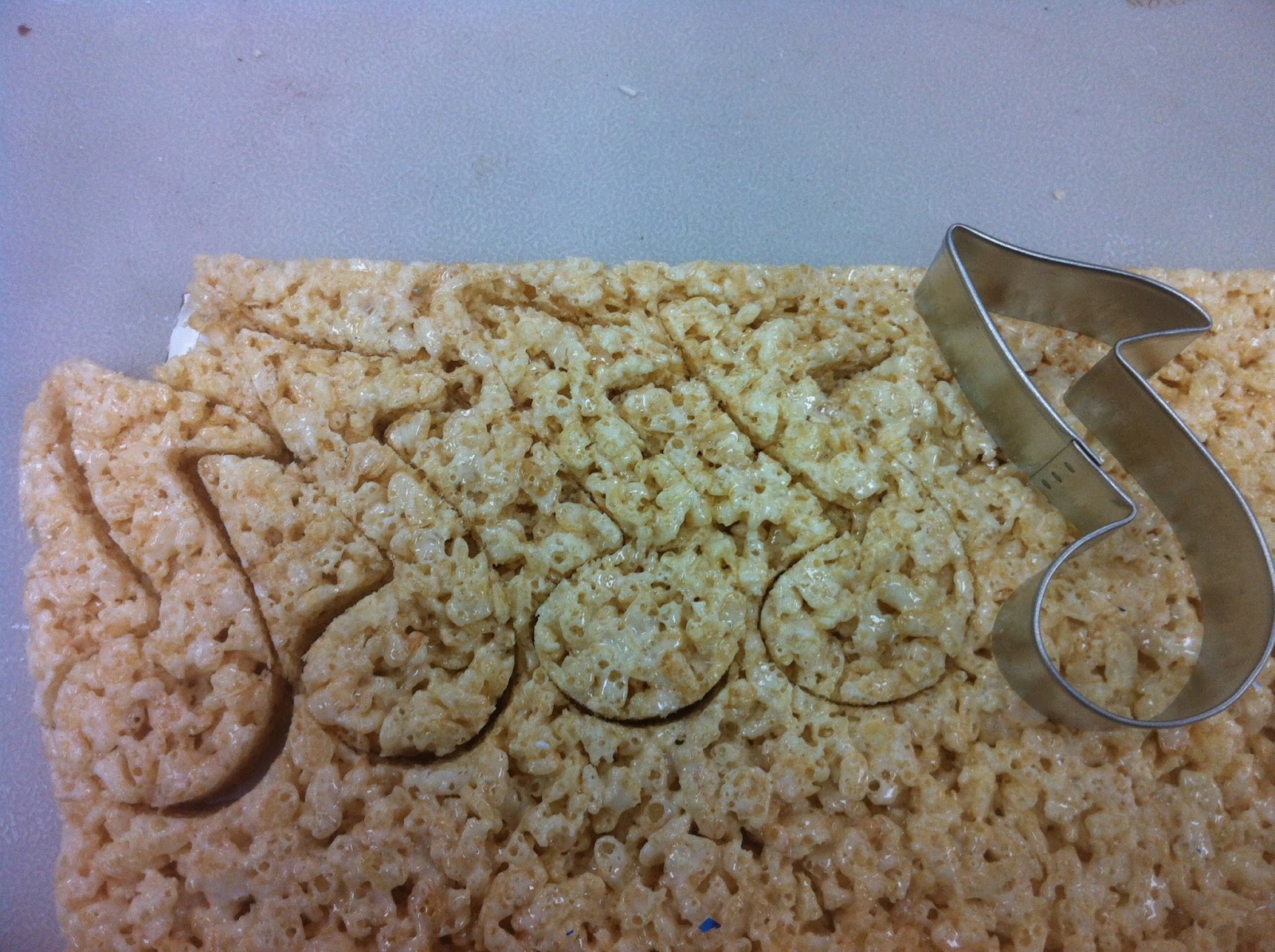 Chocolate Covered Rice Krispie Treat Music Note DIY Party Mom