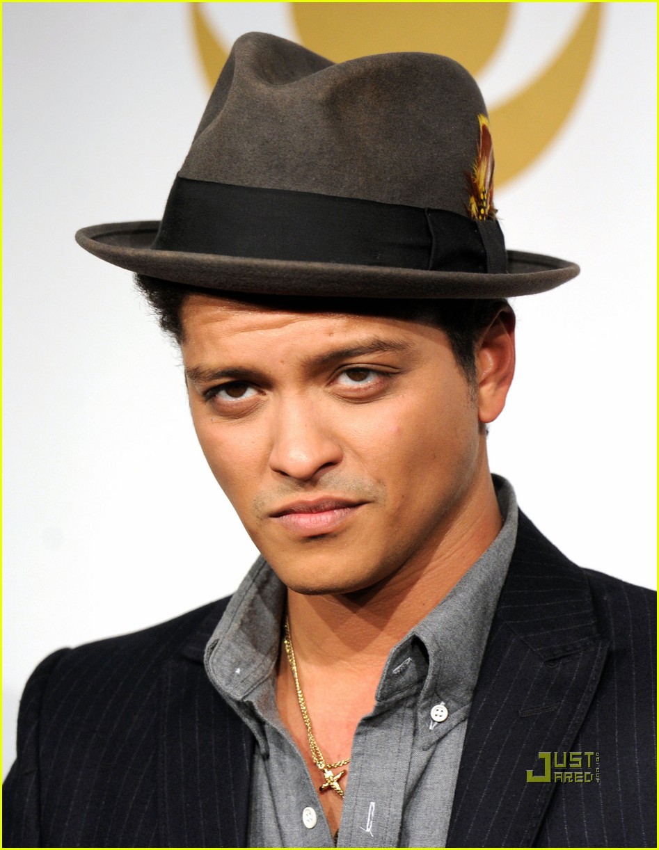 Profil dan Biografi Lengkap Bruno Mars Zakipedia Profil dan Biografi Lengkap Bruno Mars Zakipedia