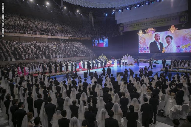 حفل زفاف جماعي بكنيسة التوحيد في كوريا الجنوبية