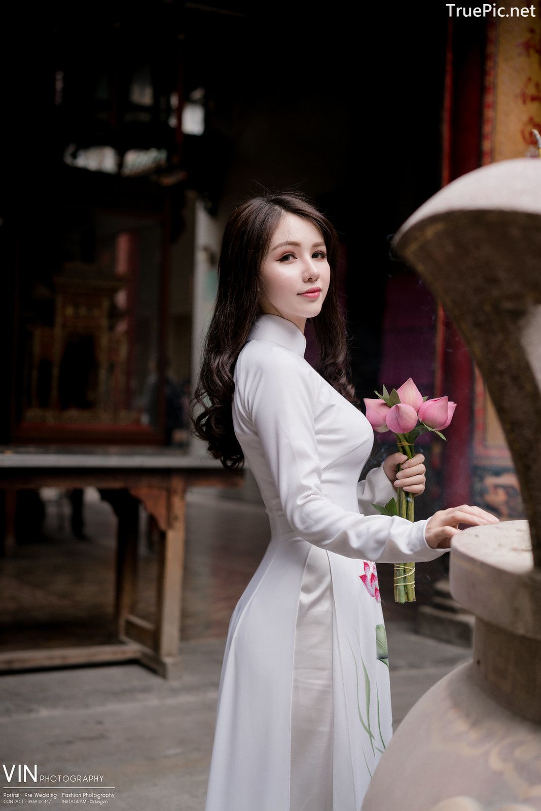 Image-Vietnamese-Beautiful-Girl-Ao-Dai-Vietnam-Traditional-Dress-by-VIN-Photo-1-TruePic.net- Picture-102