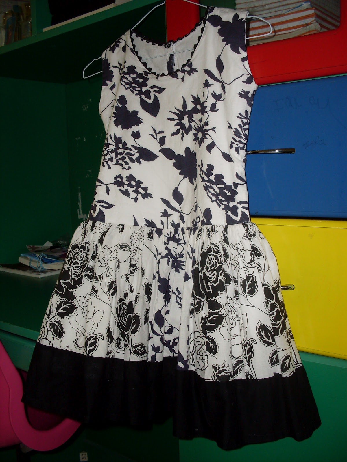 BITS OF MY CREATIONS: BLACK & WHITE FROCK