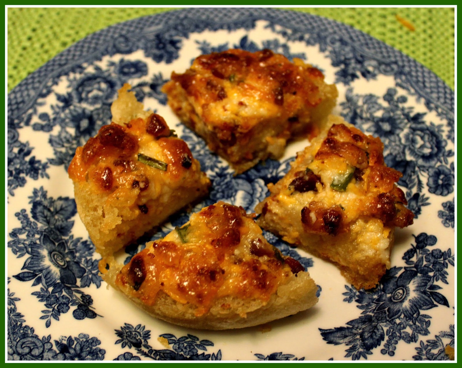 Sweet Tea And Cornbread Cheesy English Muffin Appetizers sweet-tea-and-cornbread-cheesy-english-muffin-appetizers