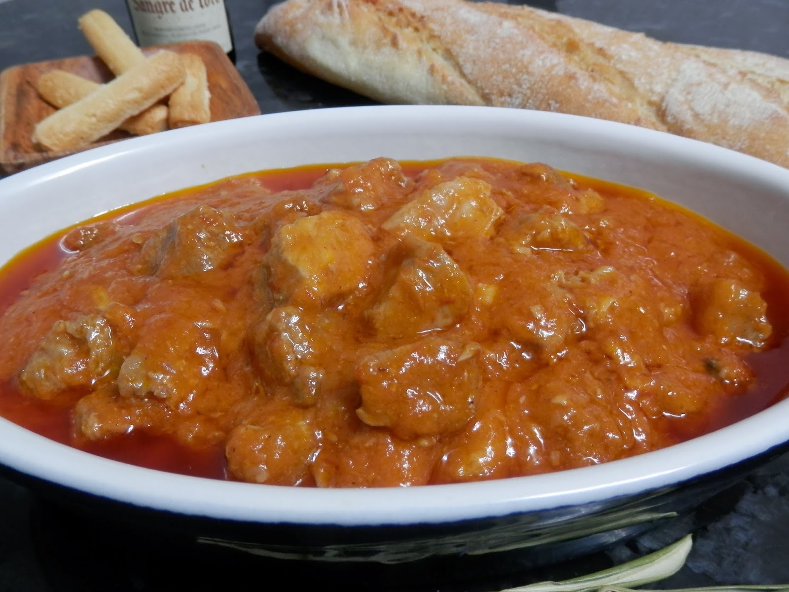 CARNE EN SALSA DE TOMATE