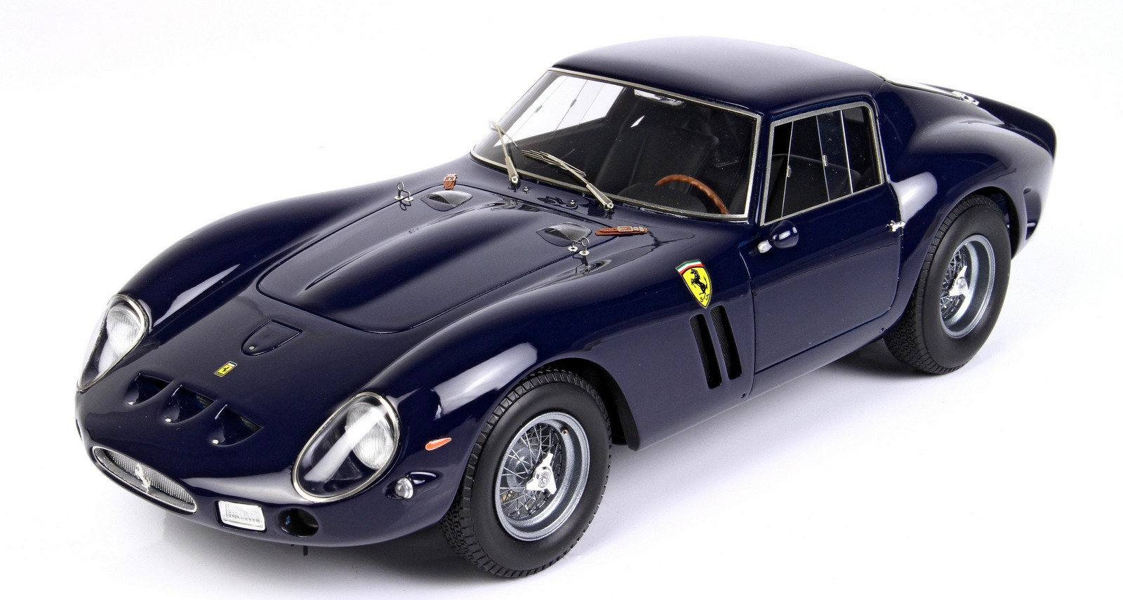 Ferrari 250 GTO синий