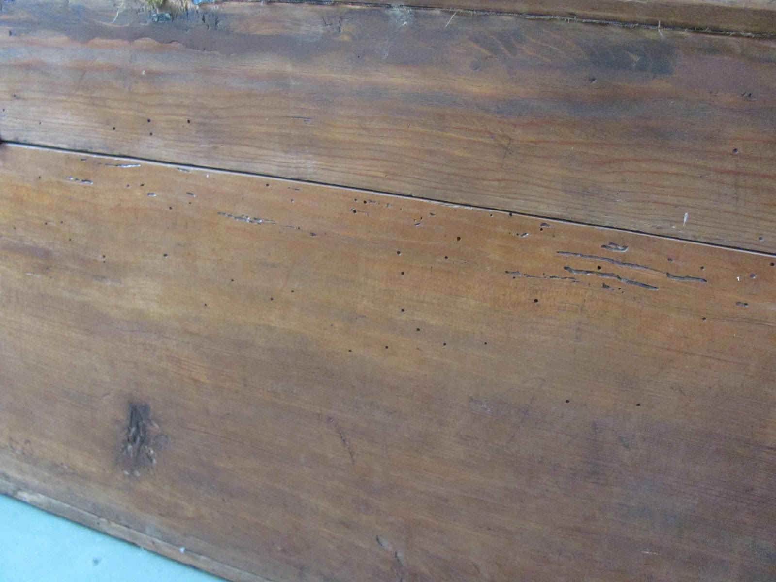 CONSERVACIÓN PREVENTIVA Y RESTAURACIÓN DE MUEBLES: BAÚL CASTELLANO (1/4