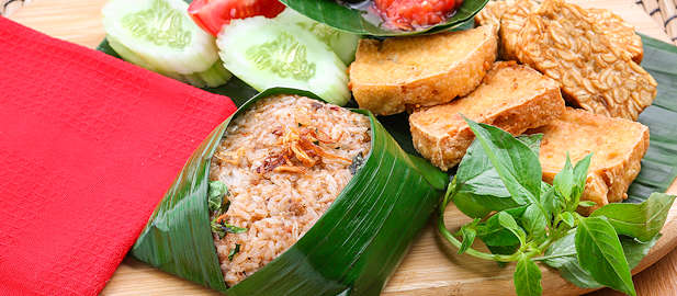 Resep Masakan Khas Sunda Nasi Tutug Oncom - kali ini akan dibagikan resep nasi tutug oncom disajikan selagi hangat. Penasaran ? yuk dilihat dibagian bawah ini ya.