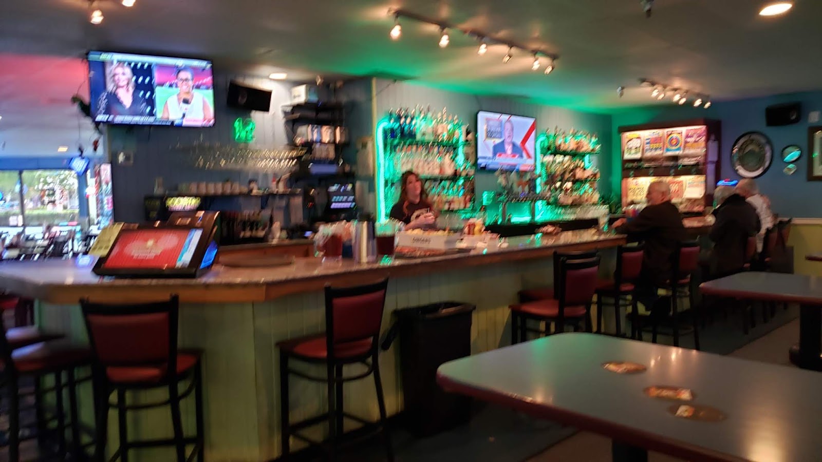 Jeeps Pubs Taverns and Bars Channel Marker Pub and Grill (Edmonds