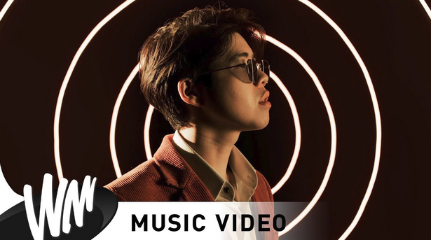 Atom ชนกันต์ Atom ชนกันต์