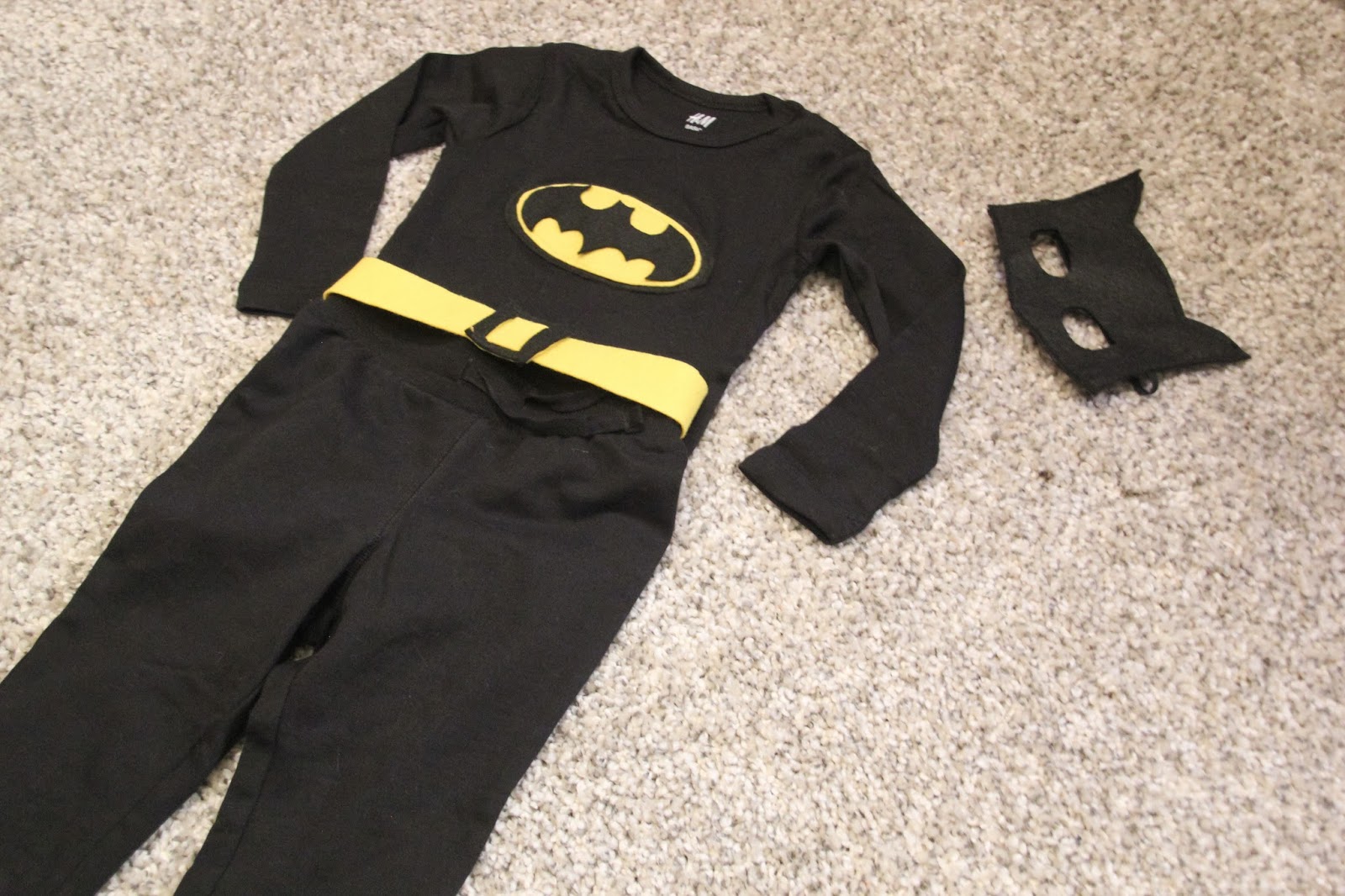 DIY Cómo hacer disfraz de BATMAN | Manualidades