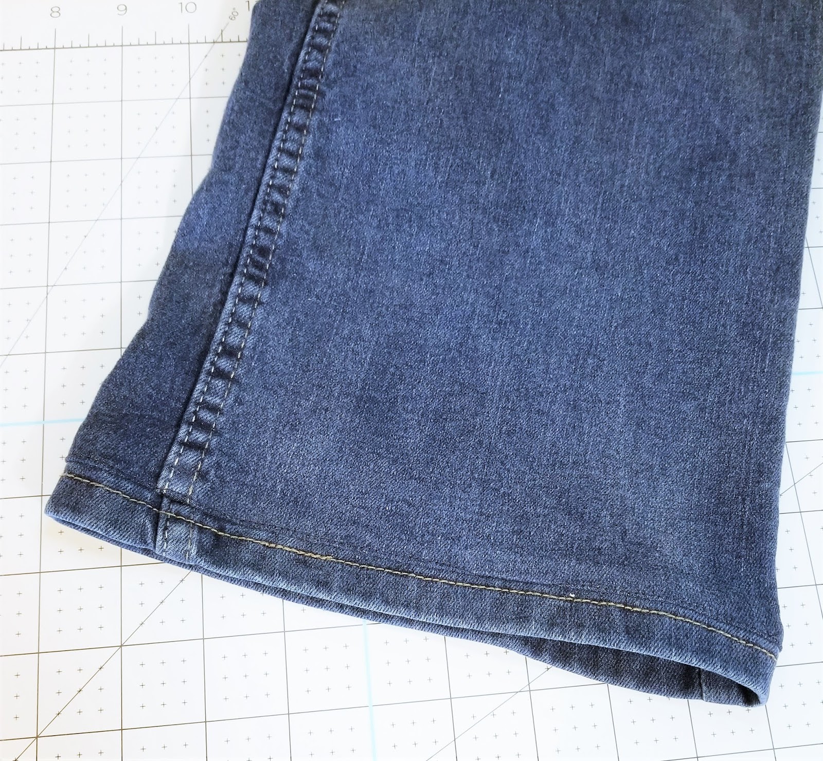 The BEST Way to Hem Jeans with Original Hem (Euro Hem) - Oh You Crafty Gal