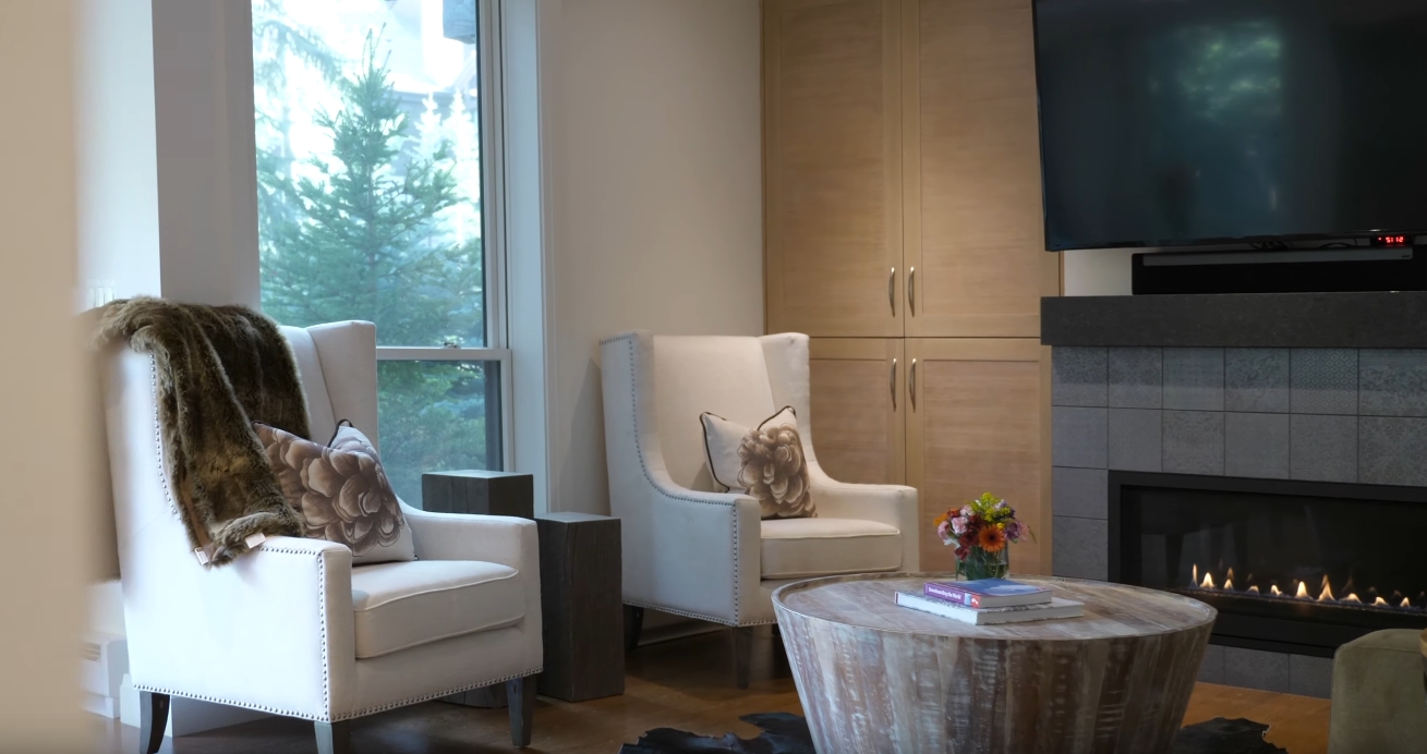 14 Photos vs. 600 Vail Valley Drive #A-6, Vail, CO vs. Condo Interior Design Tour