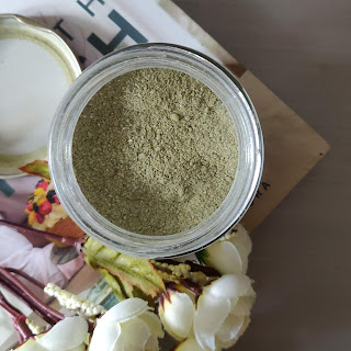 Raw Beauty Banana and Moringa Hair Mask Review