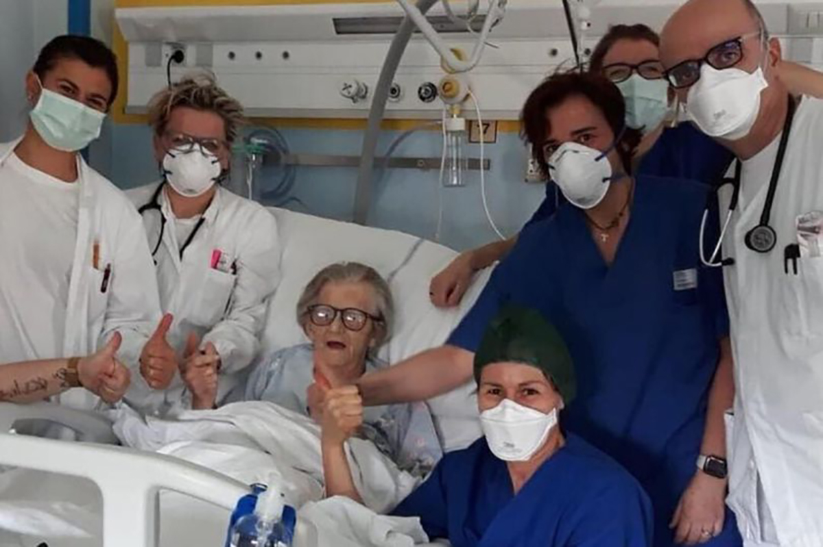 First Coronavirus Patient In Italy's Modena To Recover Is A 95-Year-Old Grandma Medical Workers, Covid-19, Recovered Grandmother