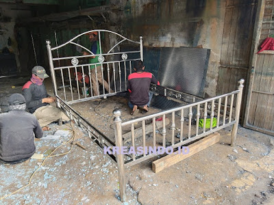 Begini penampakan Ranjang Stainless yang di pesan Oleh Bu Sri di Koja Jakarta Utara Begini penampakan Ranjang Stainless yang di pesan Oleh Bu Sri di Koja Jakarta Utara