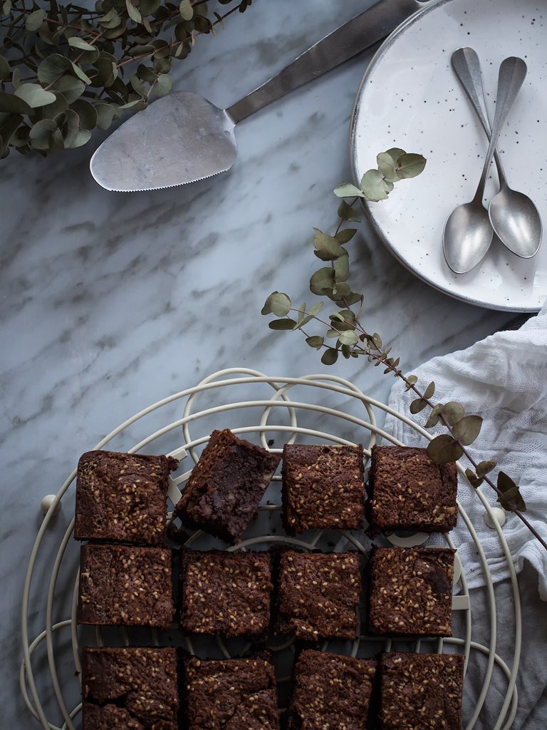 Brownie con tahina Cocido de Sopa