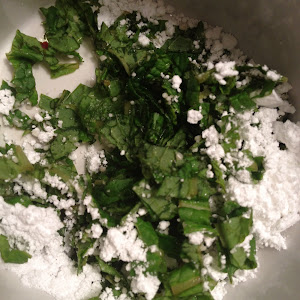 Shredded Mint & Confectioners Sugar