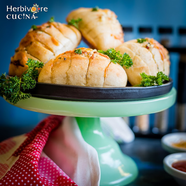 Herbivore Cucina Hasselback Garlic Cheese Breads