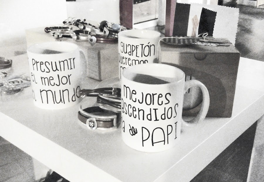 Tazas con frases Día del Padre, San Valentín, Gente feliz HMMD Handmademaniadecor. Tazas personalizadas ideal como regalo. Customized mugs for Father´s Day, Saint Valentine, Mother´s Day. Ideal as gift.